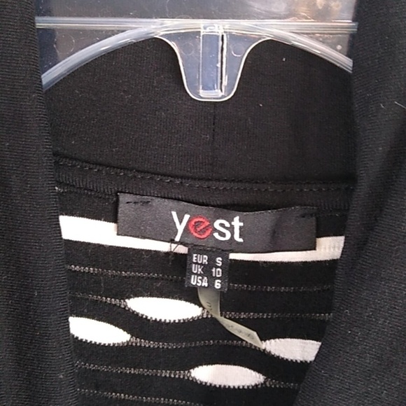 Yest - Long Sleeve Body Con Dress - Size 6 - Picture 4 of 5